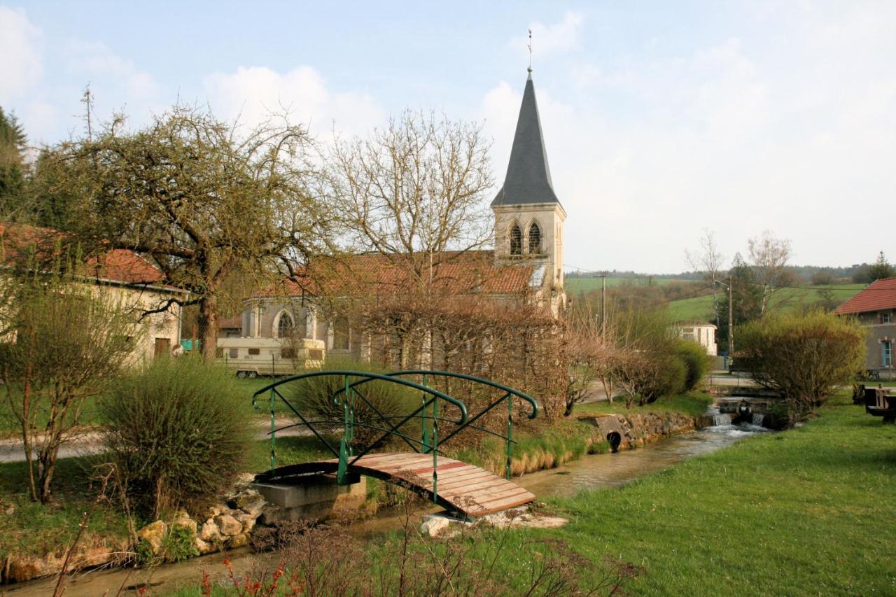 Bed and Breakfast Le Ciel Bleu Lamorville Экстерьер фото